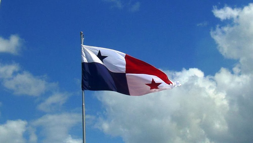 Panama flag waving wallaper picture.jpg